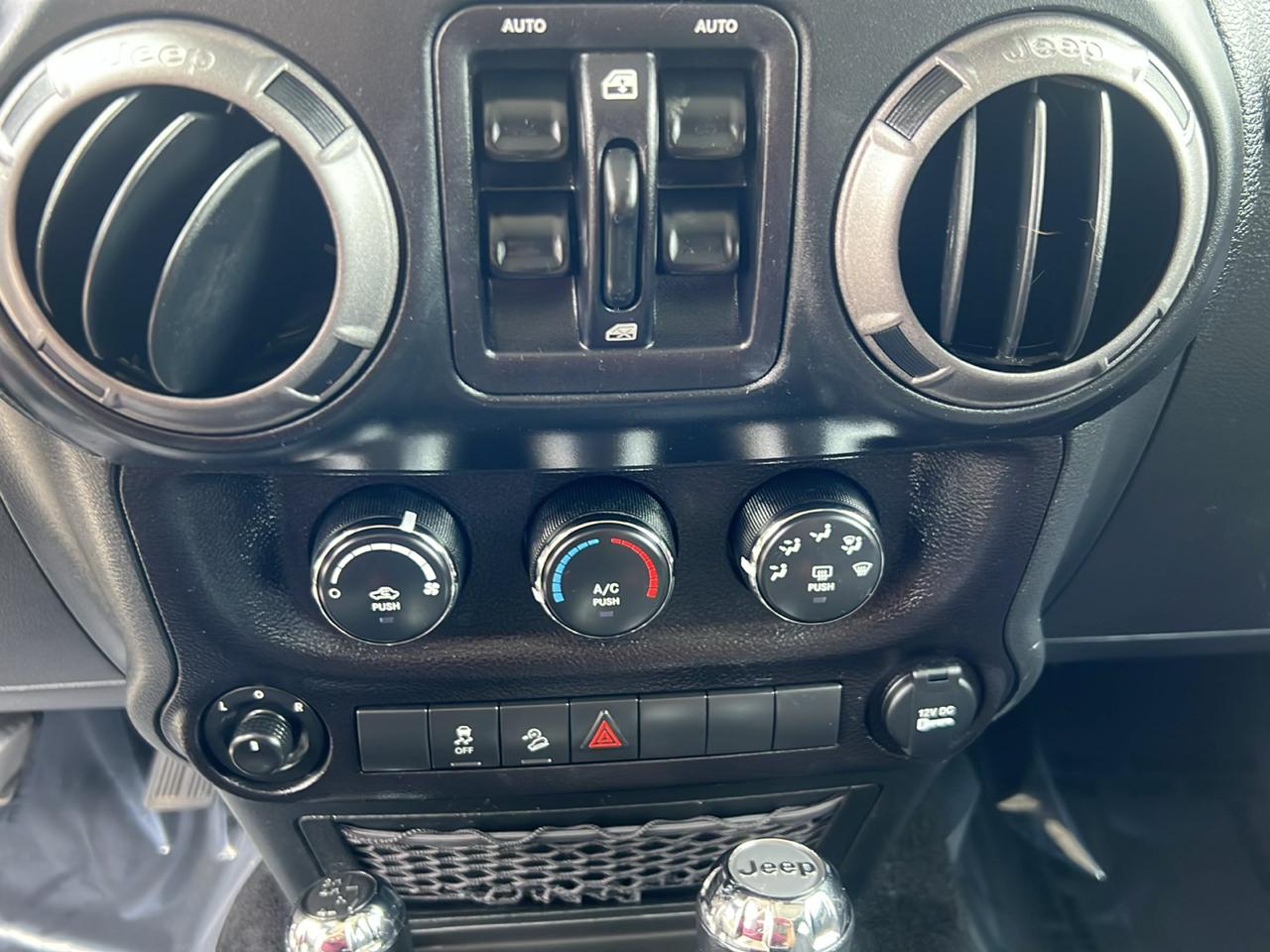 Jeep Wrangler JK Unlimited Sport S 4x4 2018