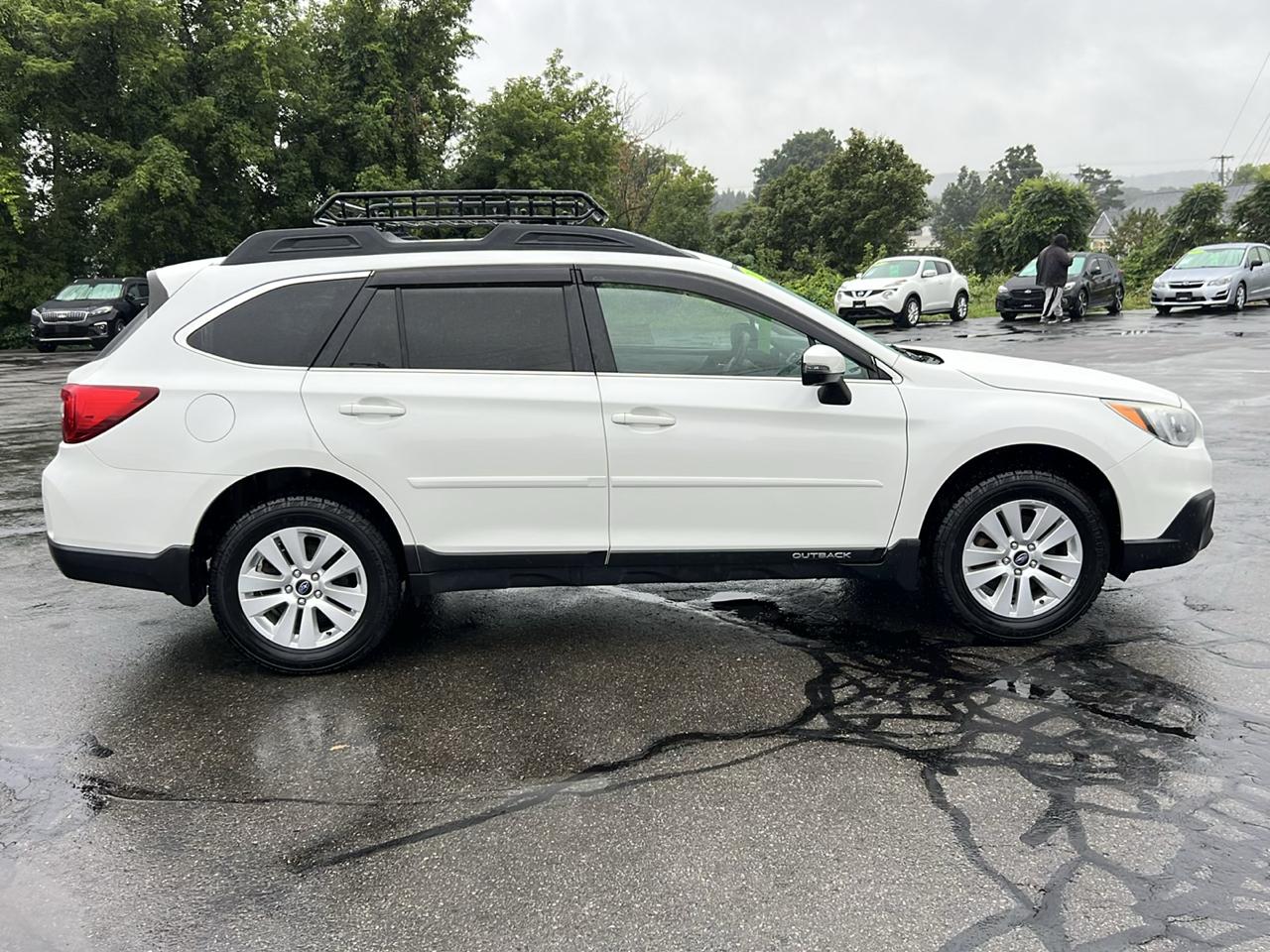Subaru Outback 4dr Wgn 2.5i Premium PZEV 2016