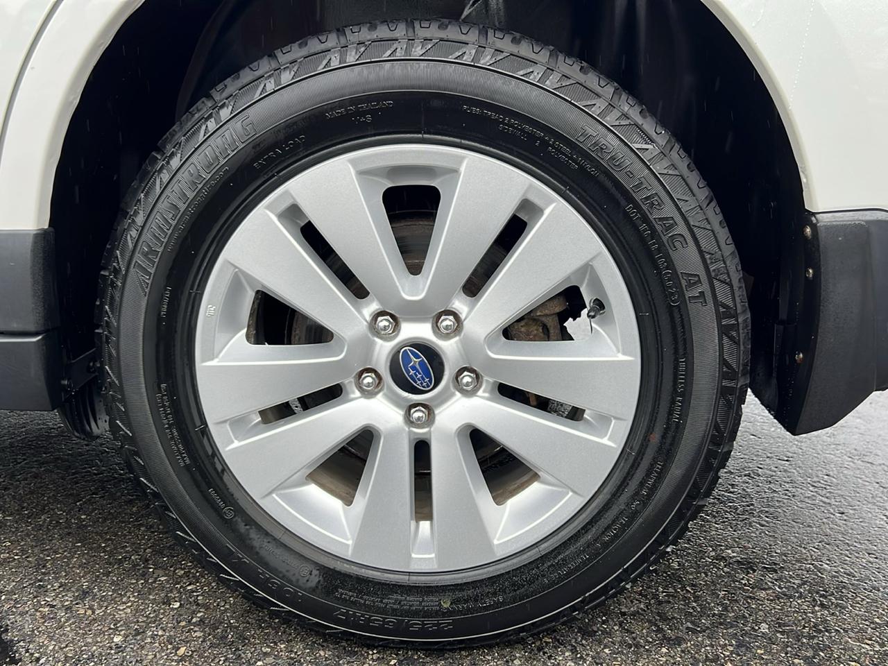 Subaru Outback 4dr Wgn 2.5i Premium PZEV 2016