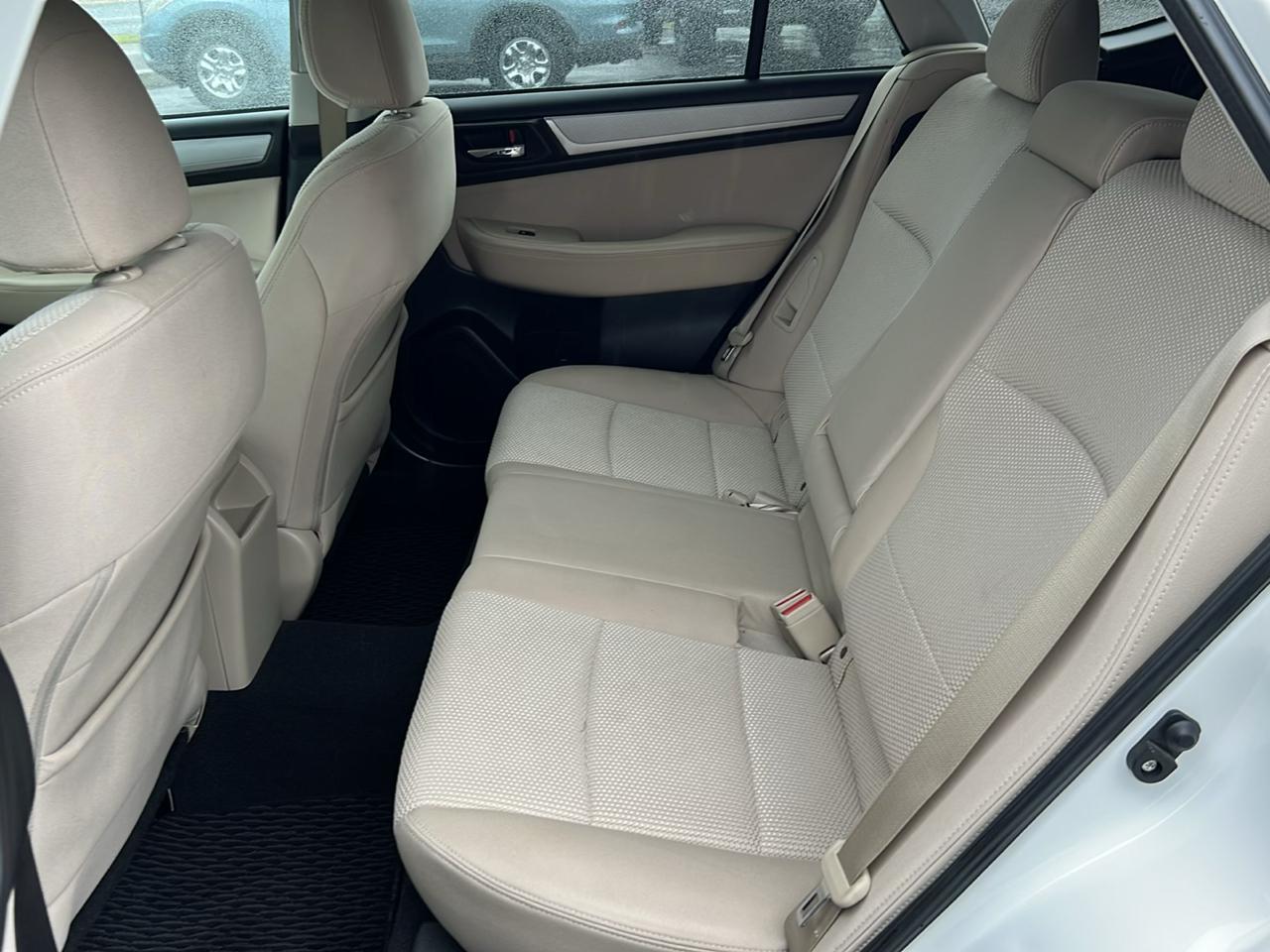 Subaru Outback 4dr Wgn 2.5i Premium PZEV 2016