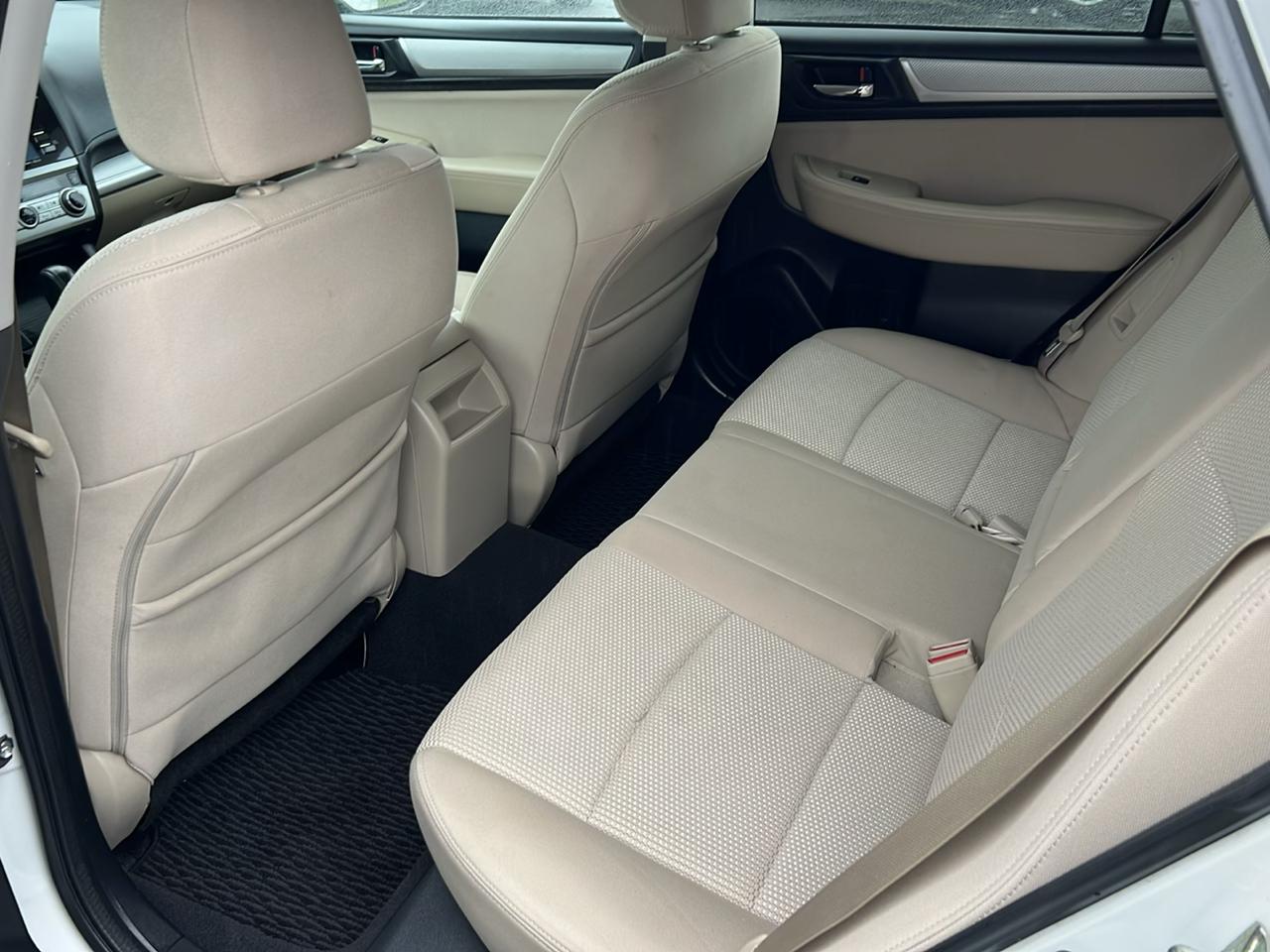 Subaru Outback 4dr Wgn 2.5i Premium PZEV 2016