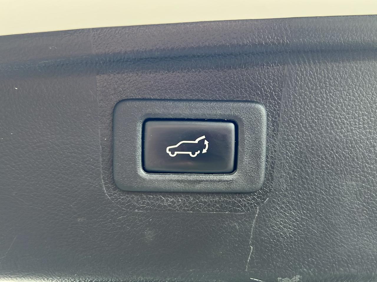 Subaru Outback 4dr Wgn 2.5i Premium PZEV 2016