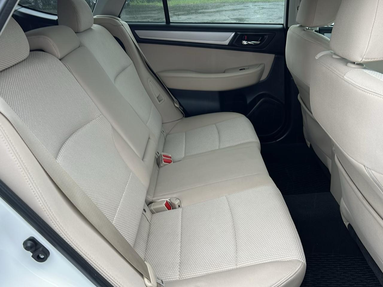 Subaru Outback 4dr Wgn 2.5i Premium PZEV 2016