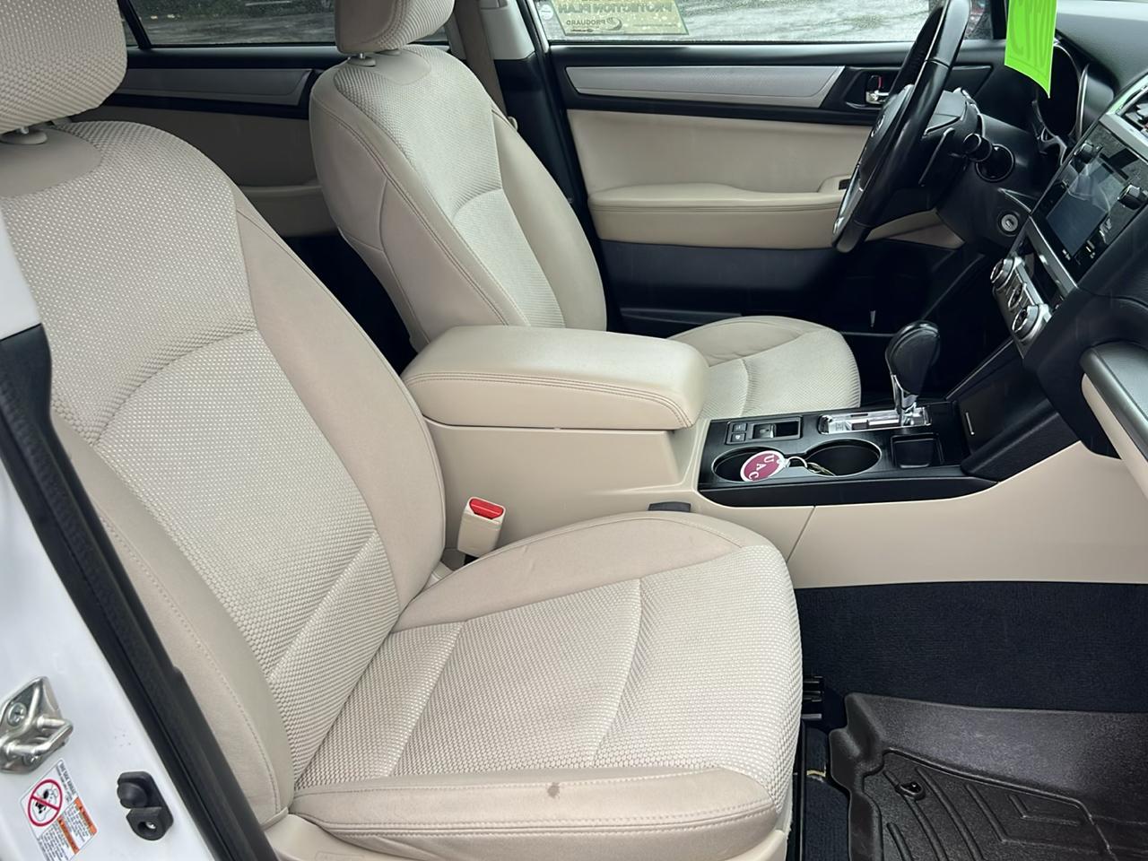 Subaru Outback 4dr Wgn 2.5i Premium PZEV 2016