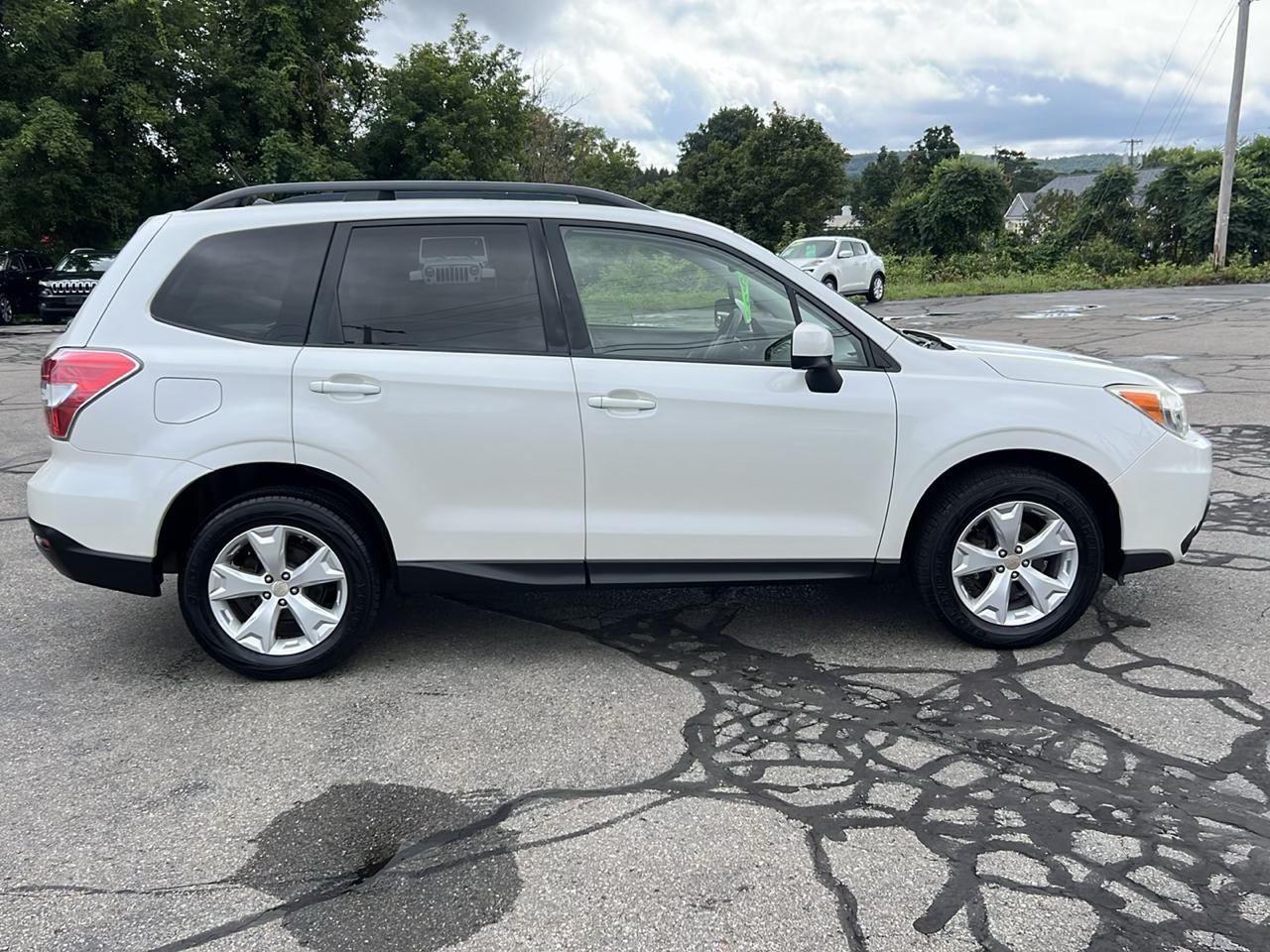 Subaru Forester 4dr Auto 2.5i Premium PZEV 2014