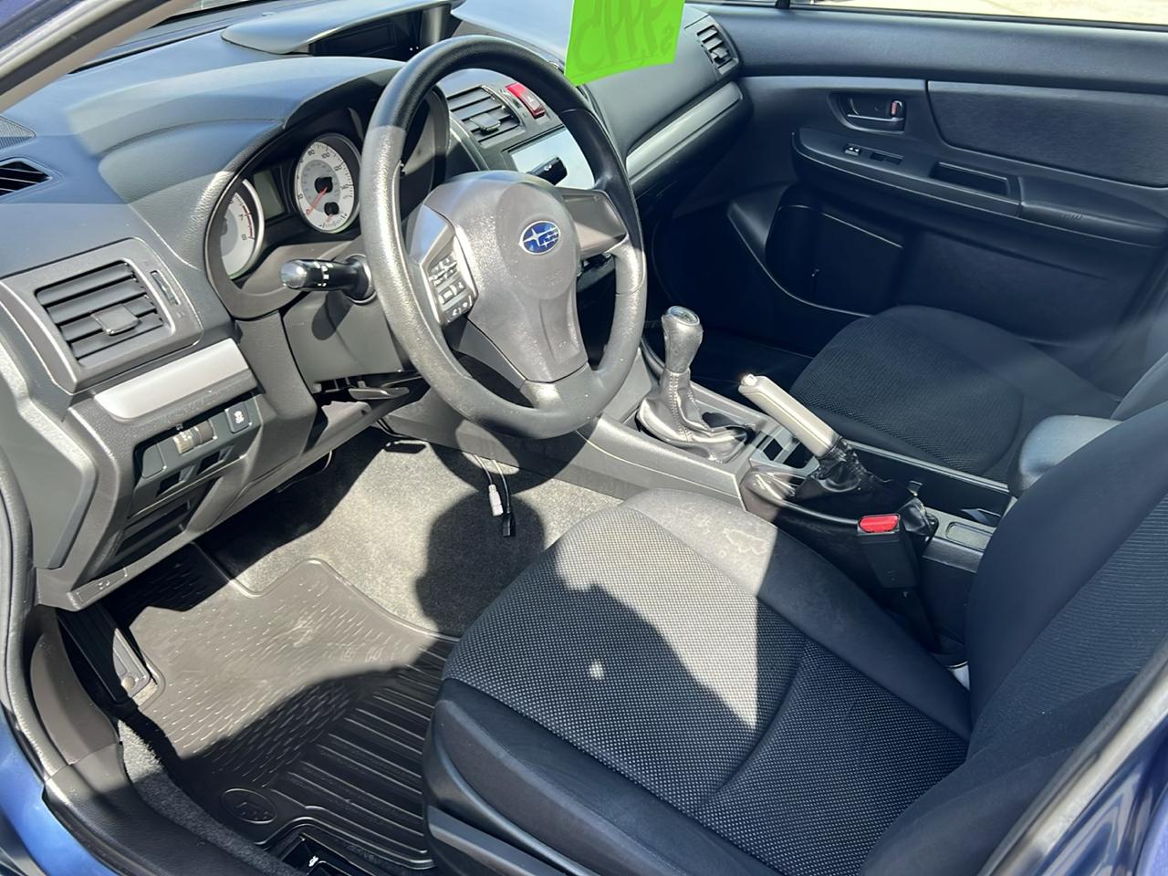 Subaru Impreza Sedan 4dr Man 2.0i 2014