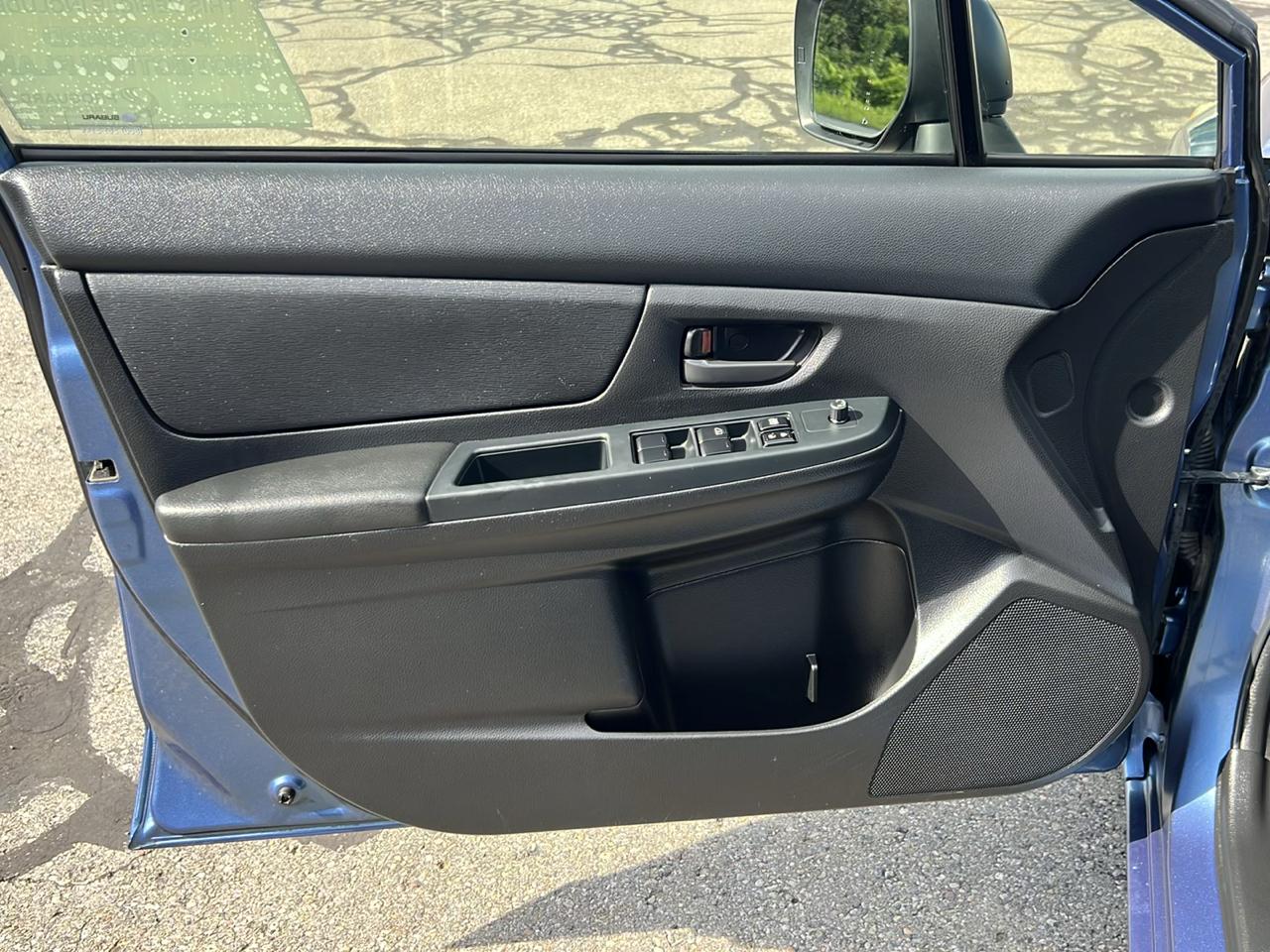 Subaru Impreza Sedan 4dr Man 2.0i 2014