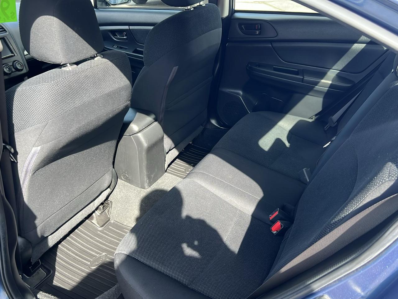 Subaru Impreza Sedan 4dr Man 2.0i 2014