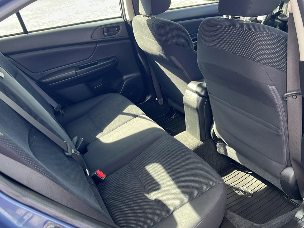 Subaru Impreza Sedan 4dr Man 2.0i 2014