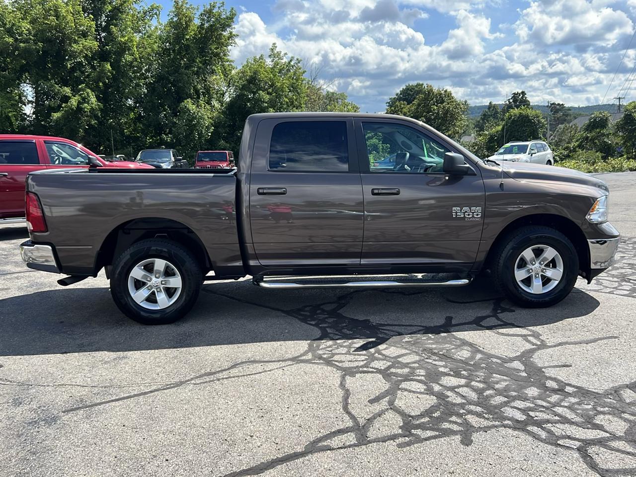 RAM 1500 Classic SLT 4x4 Crew Cab 5'7" Box 2021