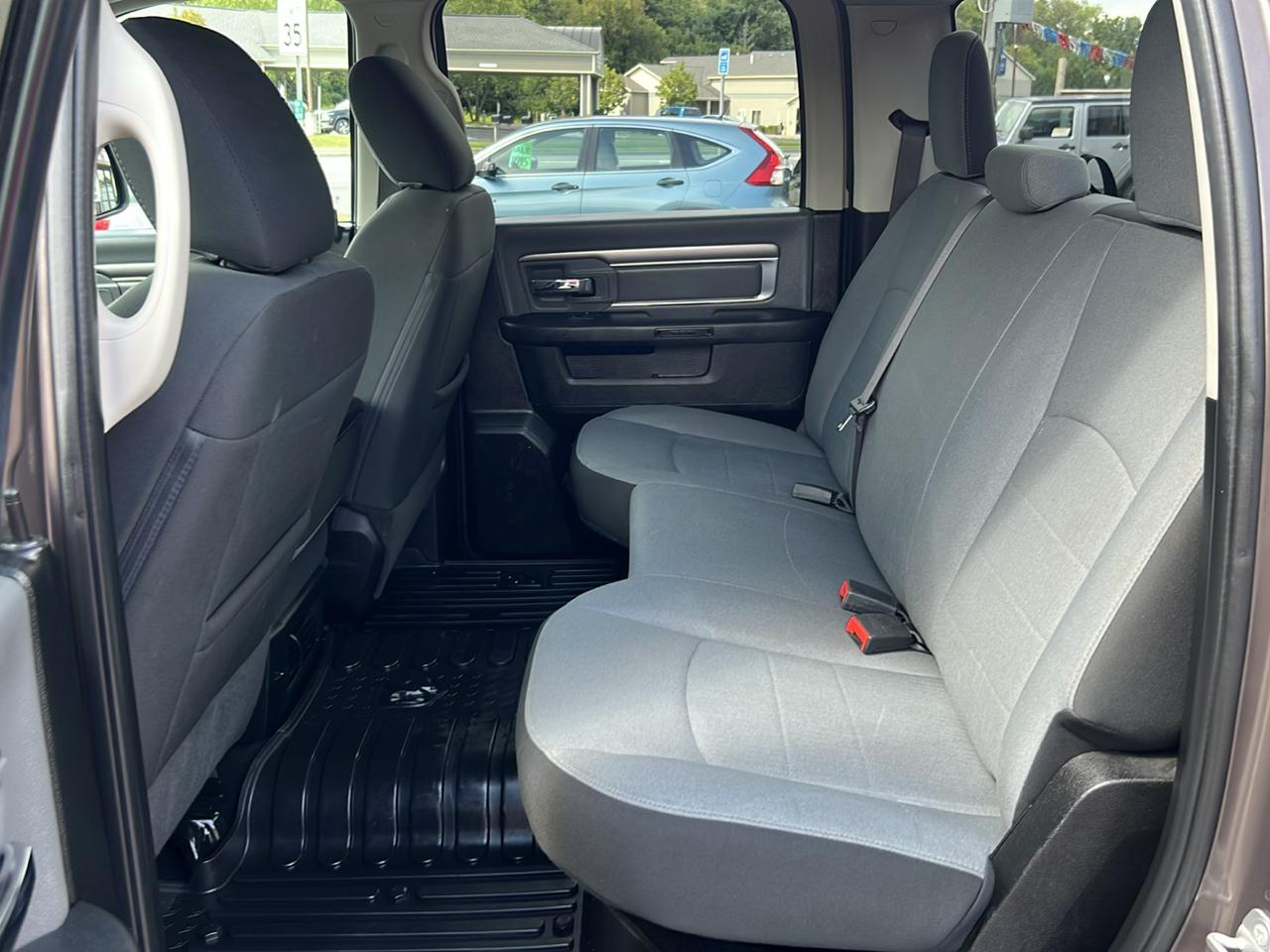 RAM 1500 Classic SLT 4x4 Crew Cab 5'7" Box 2021