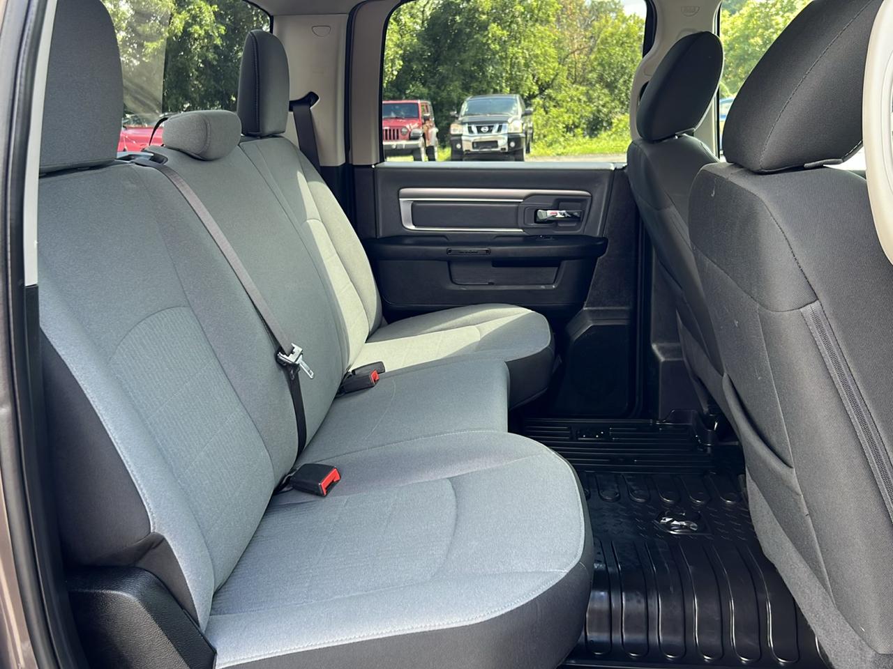 RAM 1500 Classic SLT 4x4 Crew Cab 5'7" Box 2021