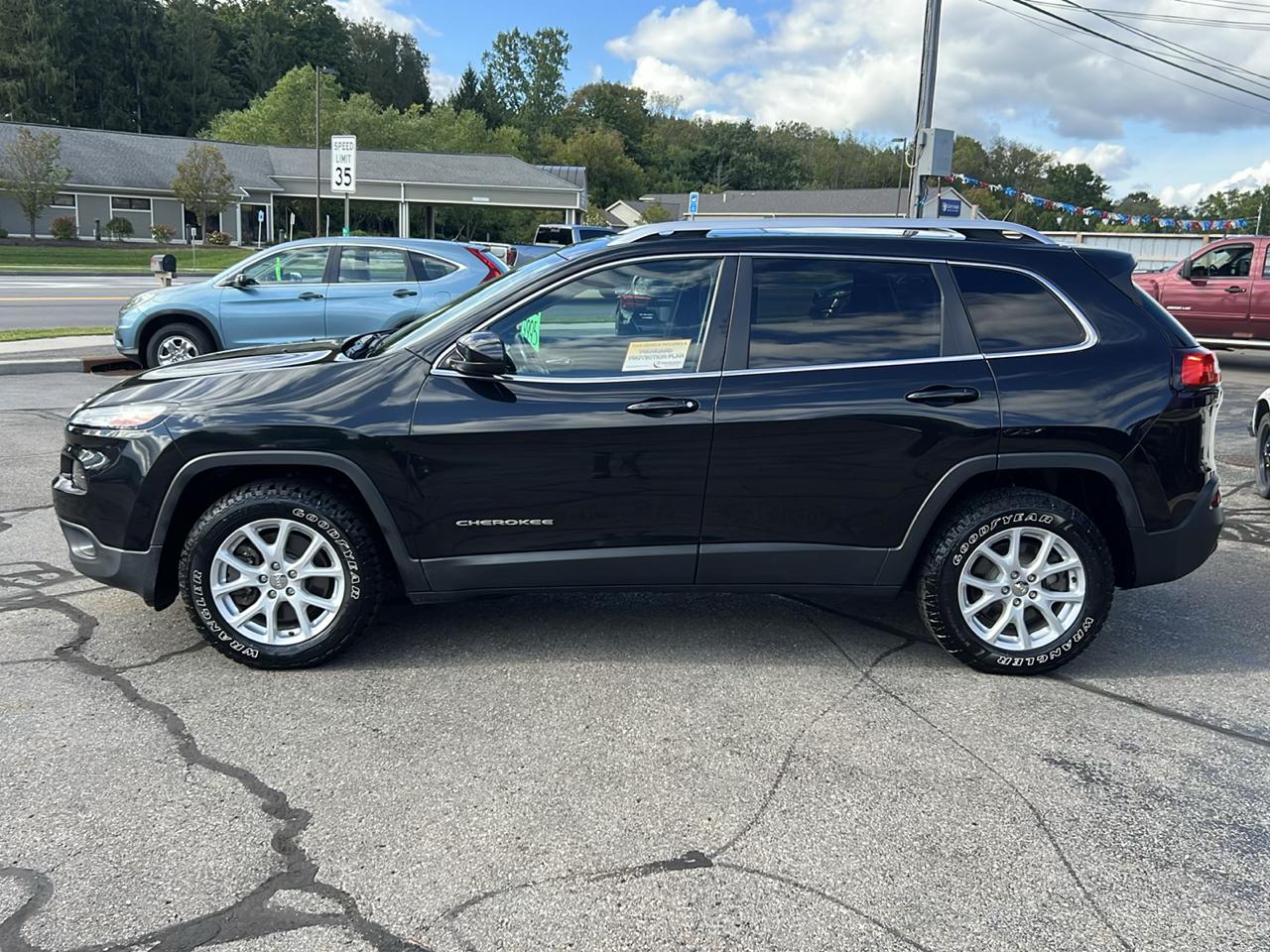 Jeep Cherokee 4WD 4dr Latitude 2015
