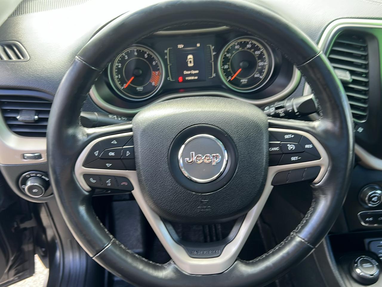 Jeep Cherokee 4WD 4dr Latitude 2015