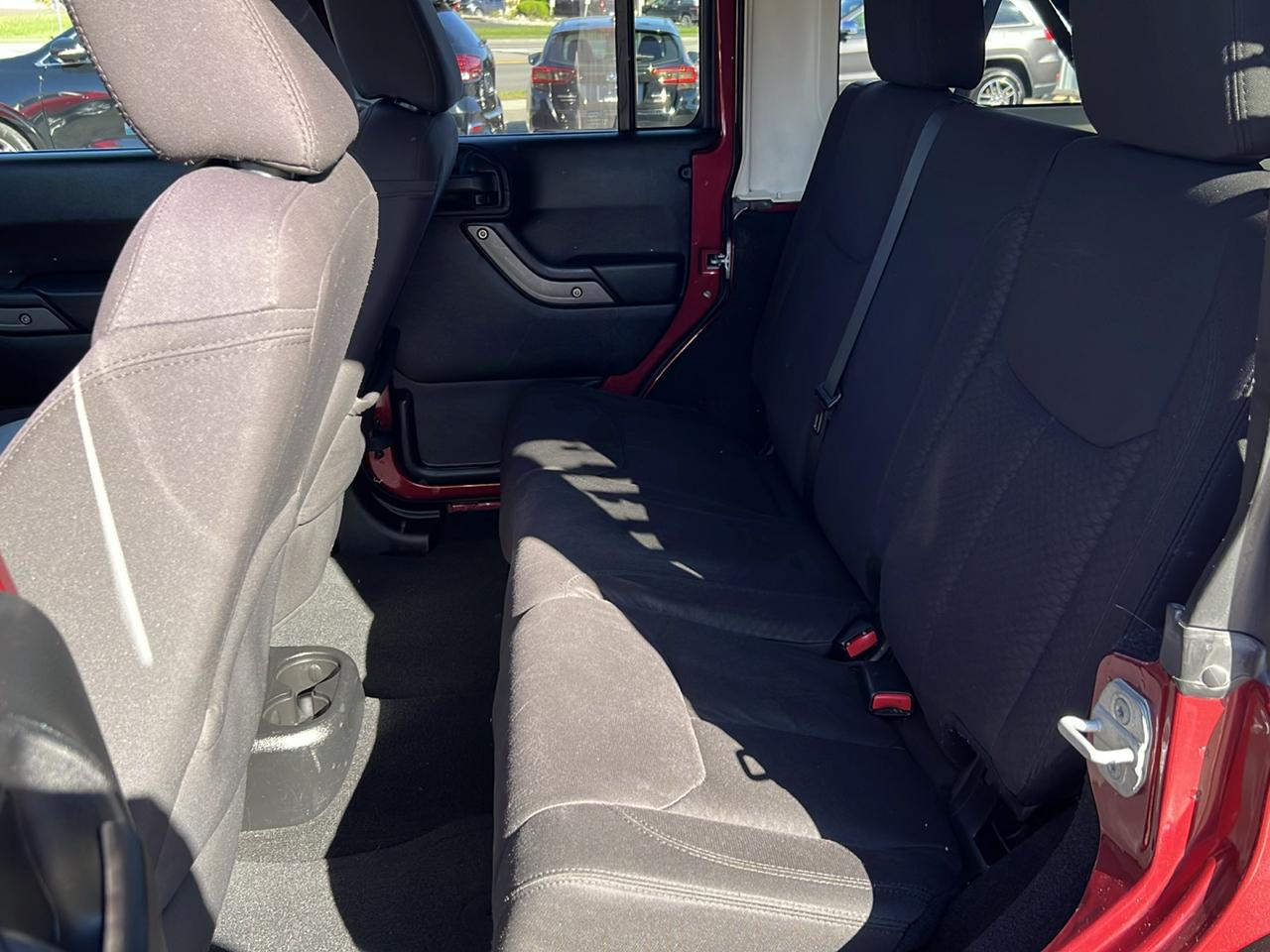 Jeep Wrangler Unlimited 4WD 4dr Sport 2013