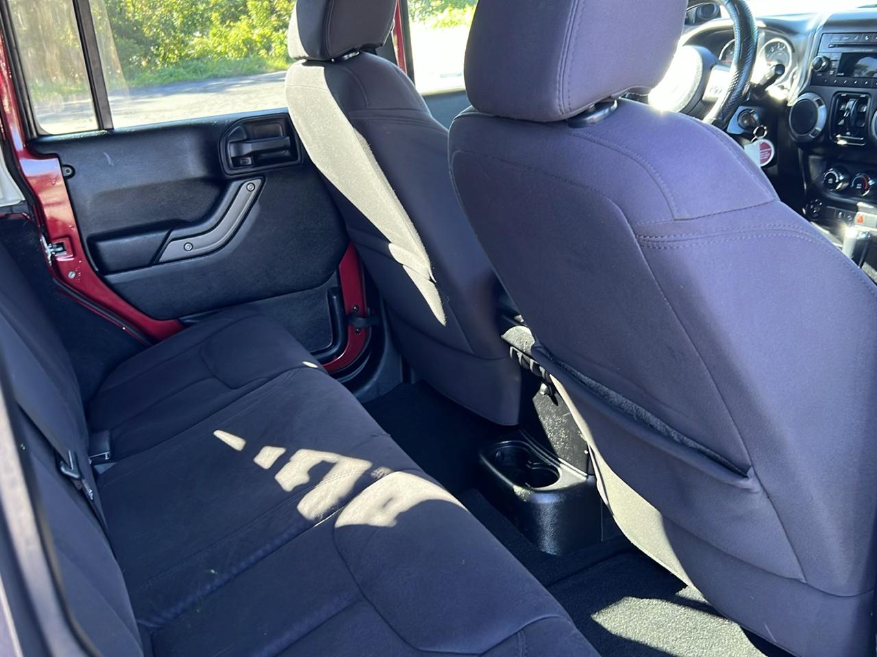 Jeep Wrangler Unlimited 4WD 4dr Sport 2013
