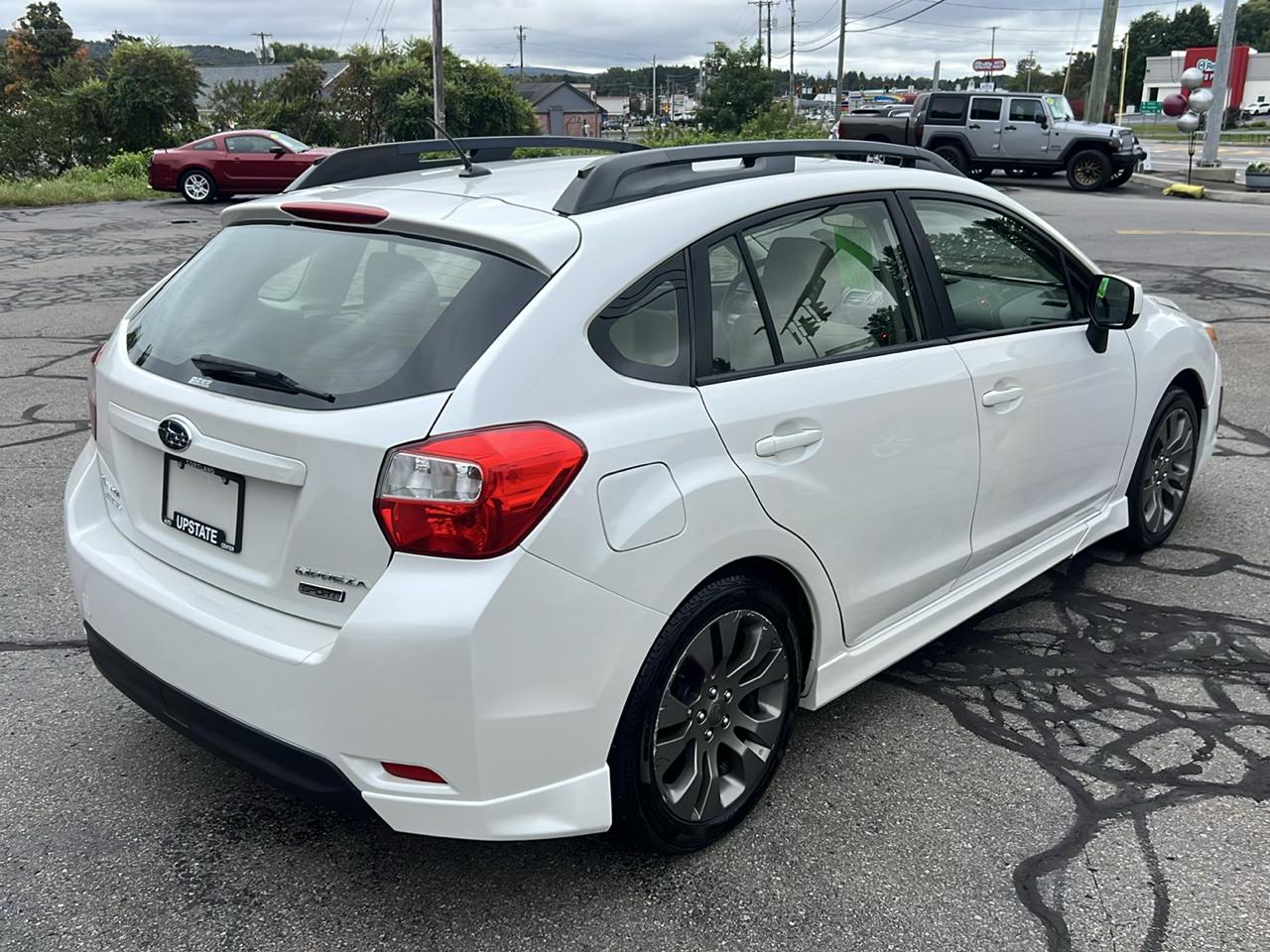 Subaru Impreza Wagon 5dr Auto 2.0i Sport Premium 2013