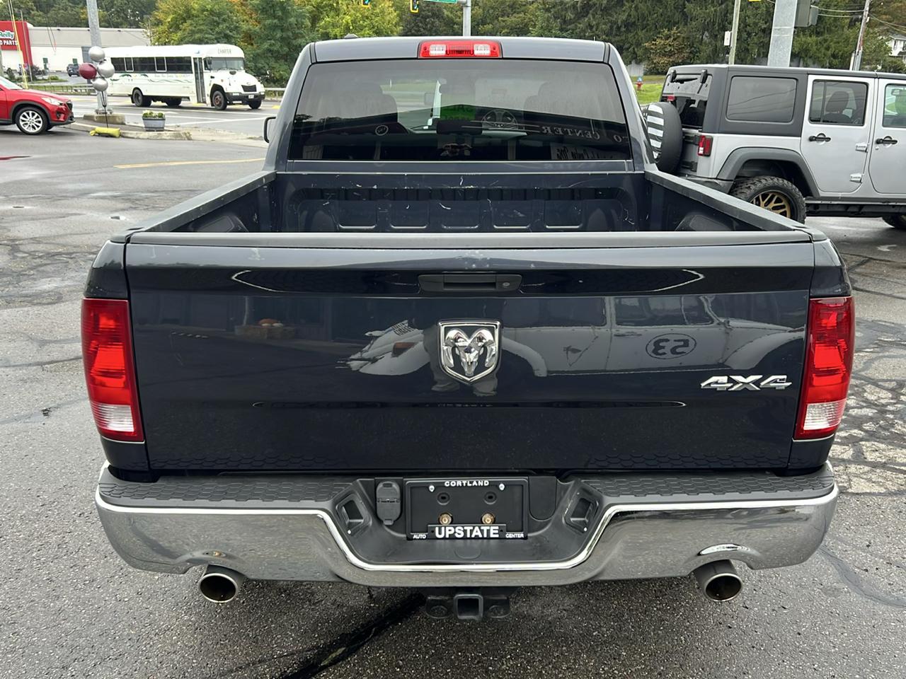 RAM 1500 Express 4x4 Quad Cab 6'4" Box 2017