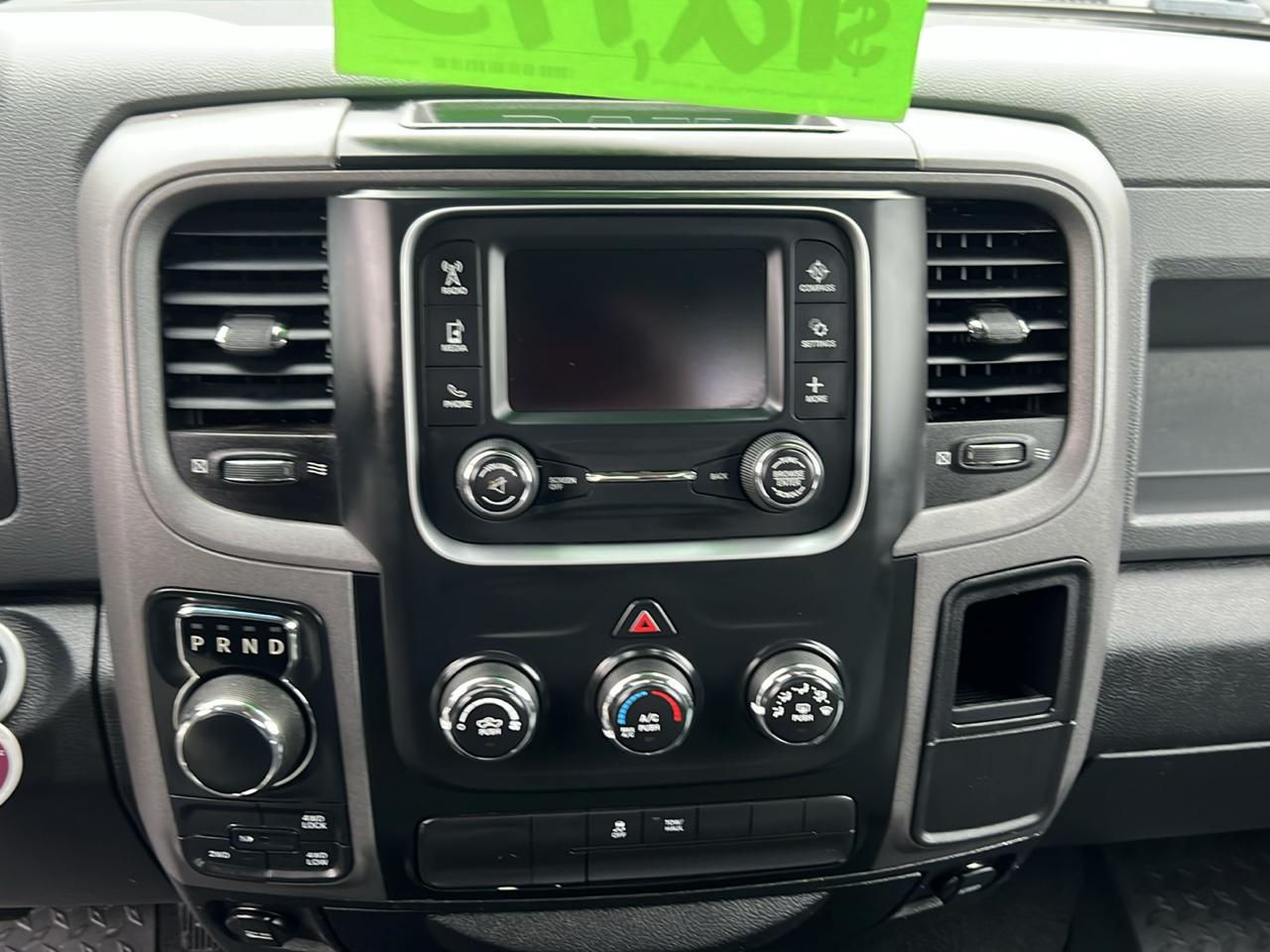 RAM 1500 Express 4x4 Quad Cab 6'4" Box 2017