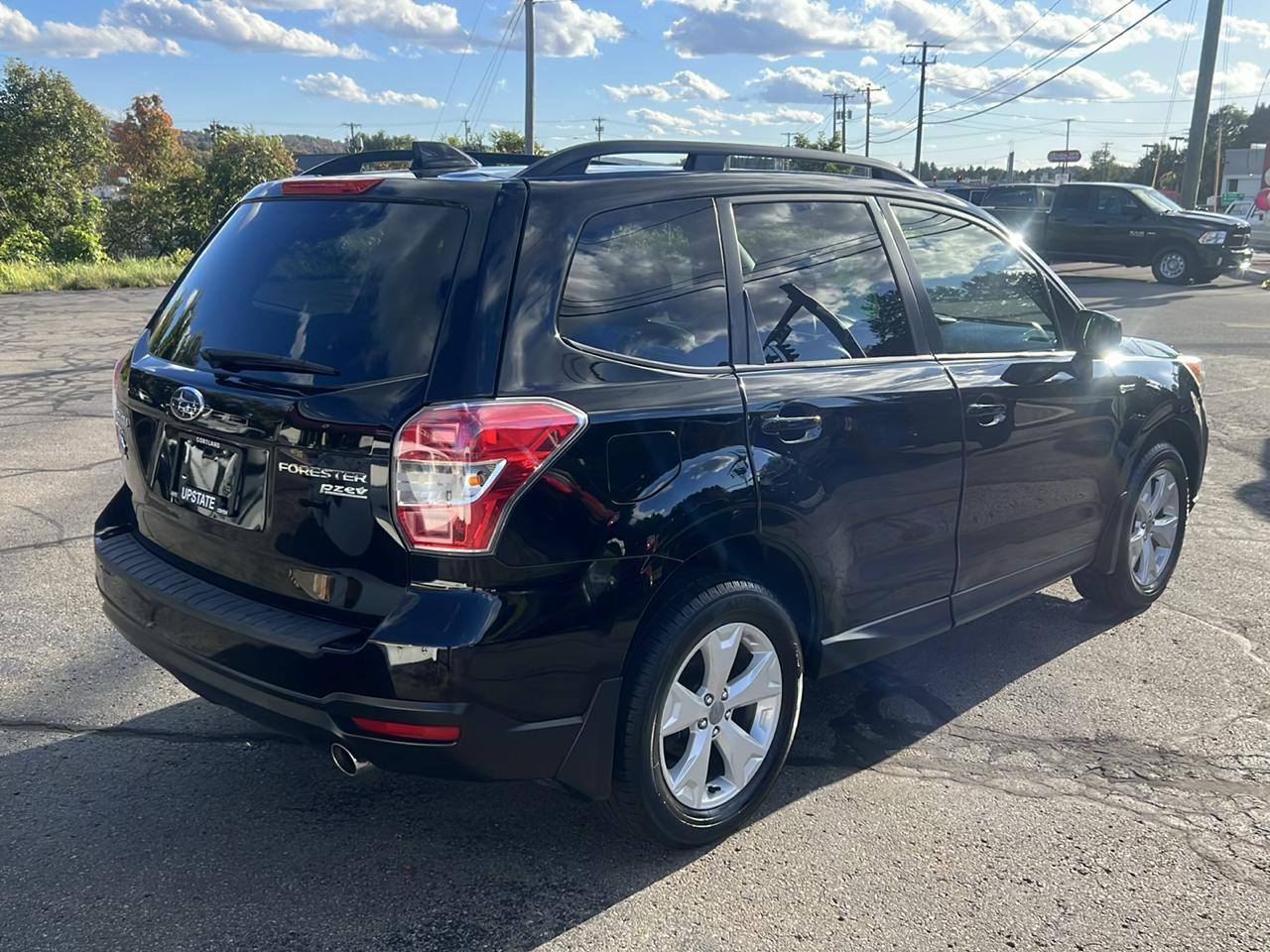 Subaru Forester 4dr CVT 2.5i Premium PZEV 2016