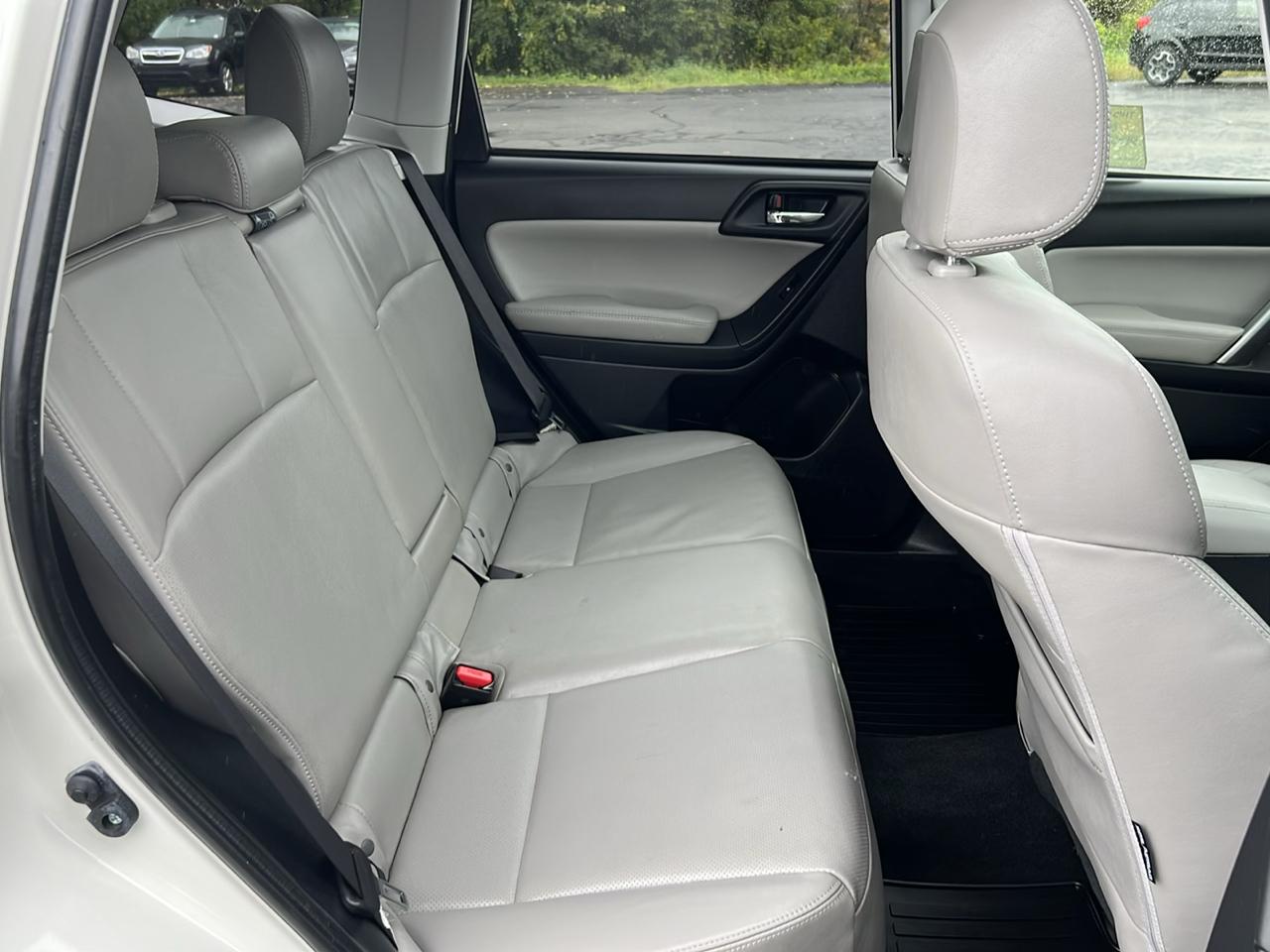 Subaru Forester 4dr Auto 2.5i Limited PZEV 2014