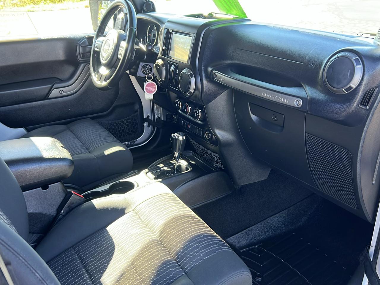 Jeep Wrangler 4WD 2dr Sport 2011