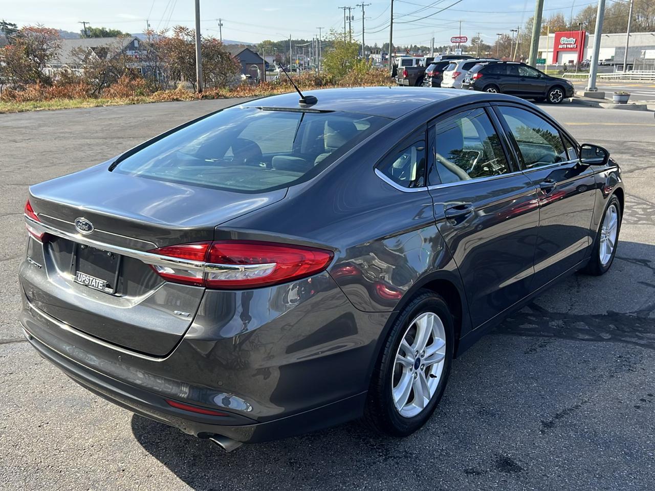 Ford Fusion SE FWD 2018