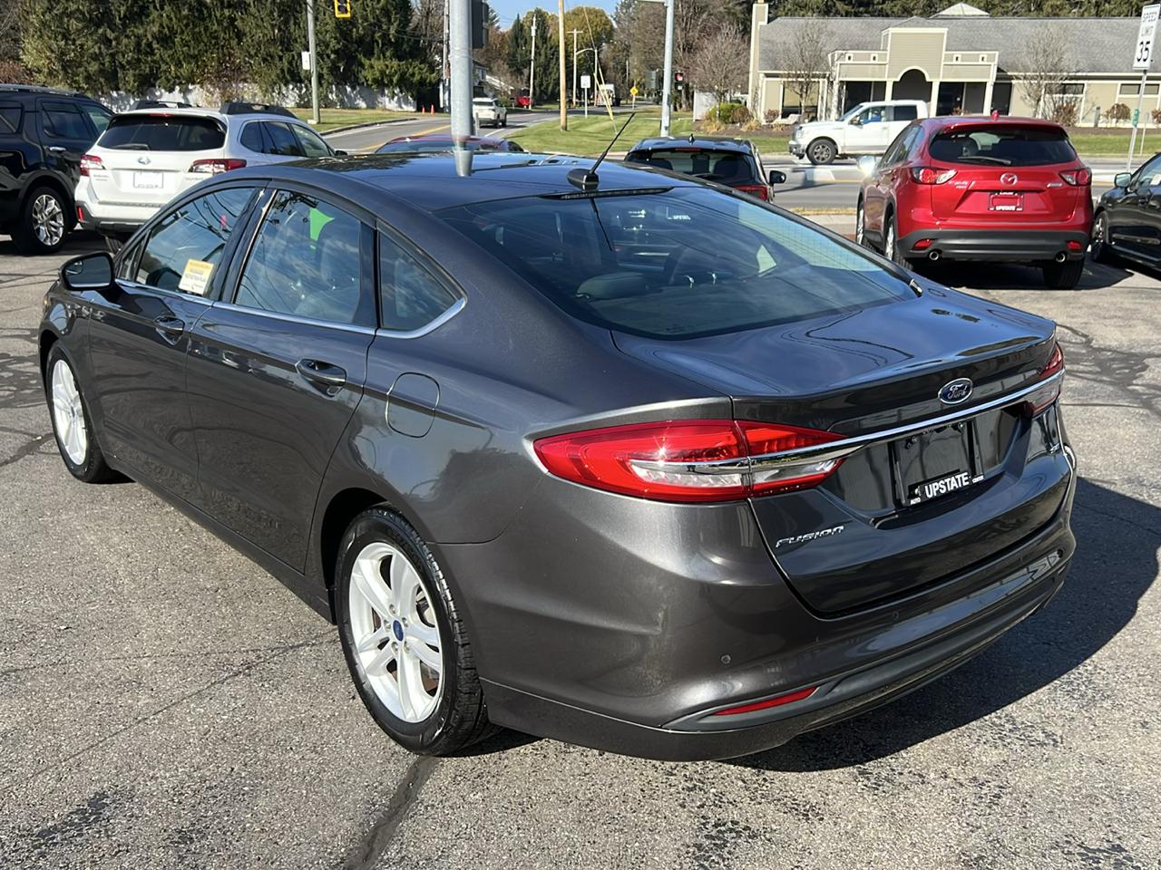 Ford Fusion SE FWD 2018
