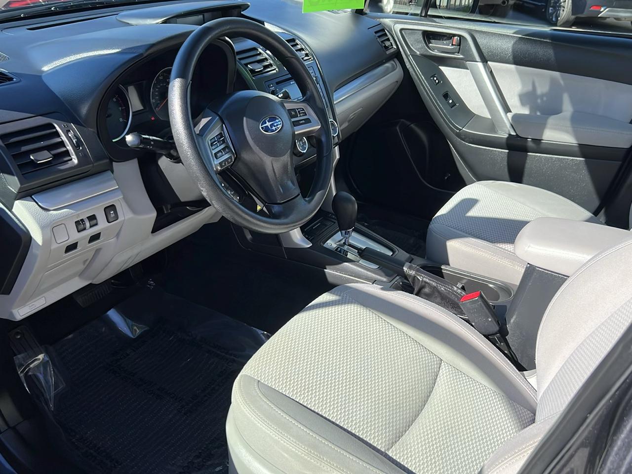 Subaru Forester 4dr CVT 2.5i Premium PZEV 2015
