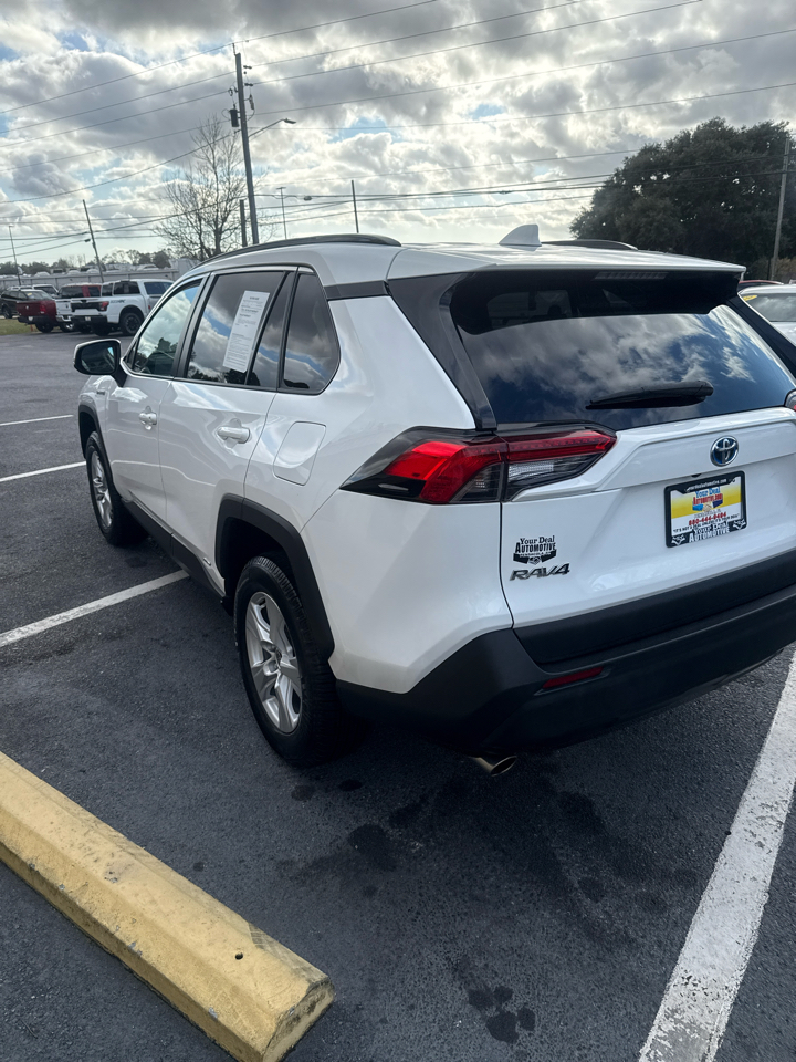 Toyota RAV4 Hybrid XLE AWD (Natl) 2021