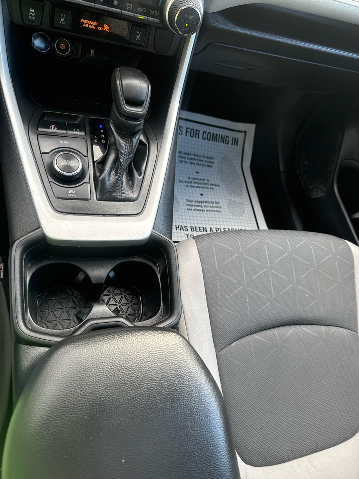 Toyota RAV4 Hybrid XLE AWD (Natl) 2021