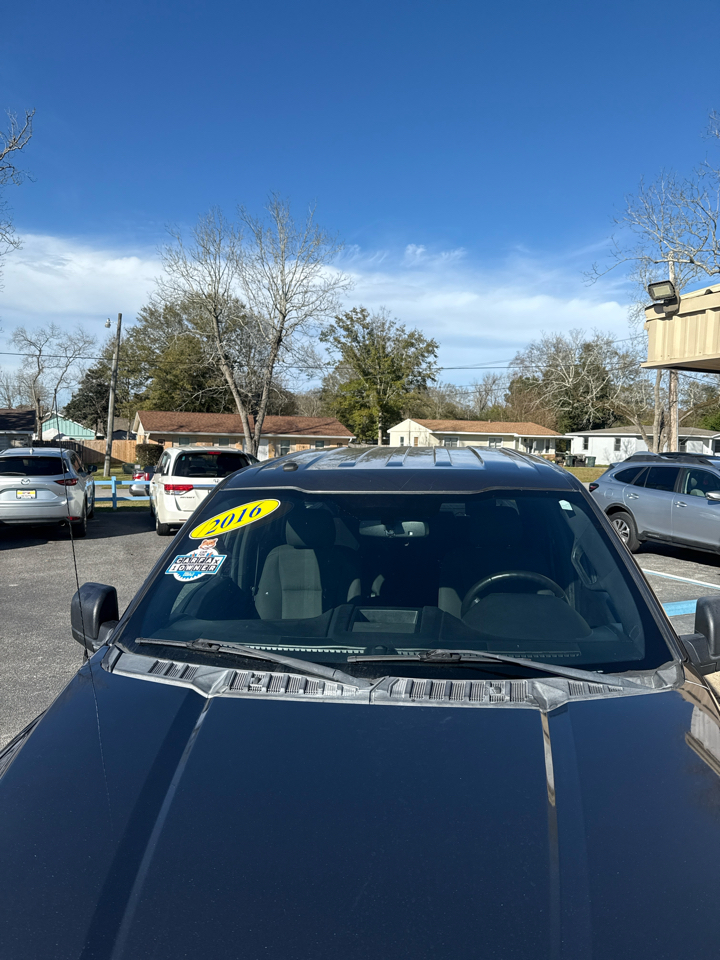 Ford F-150 2WD SuperCrew 157" Lariat 2016