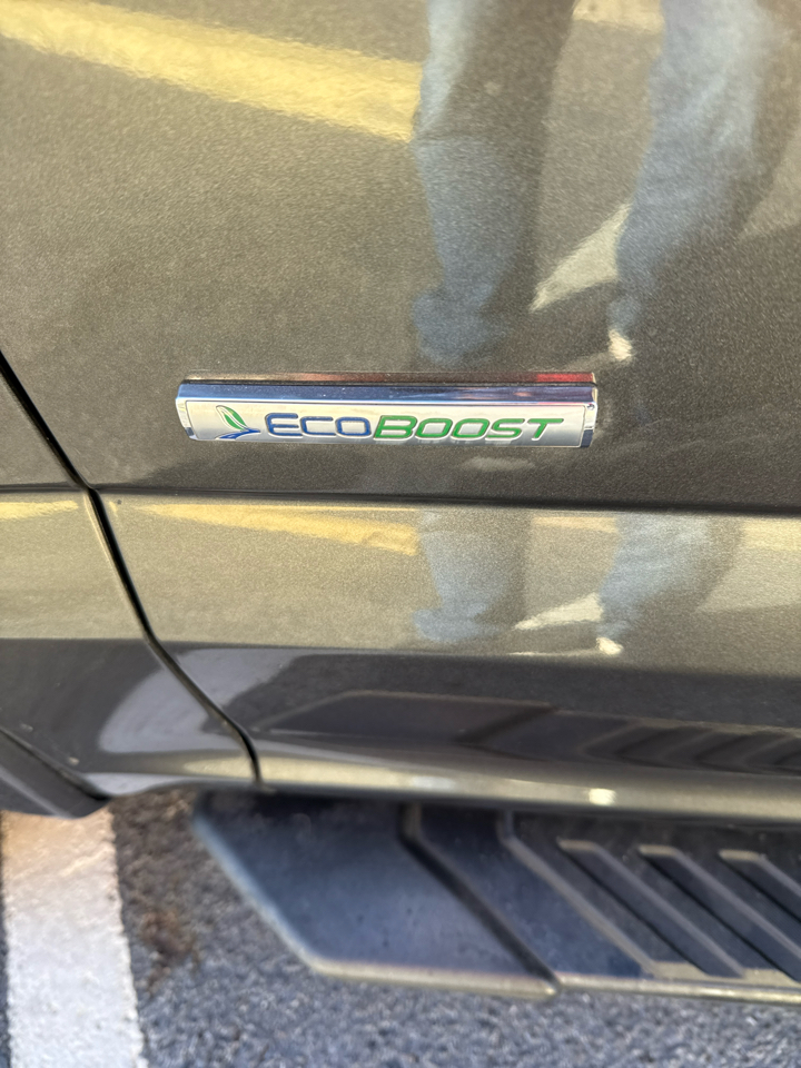 Ford F-150 2WD SuperCrew 157" Lariat 2016