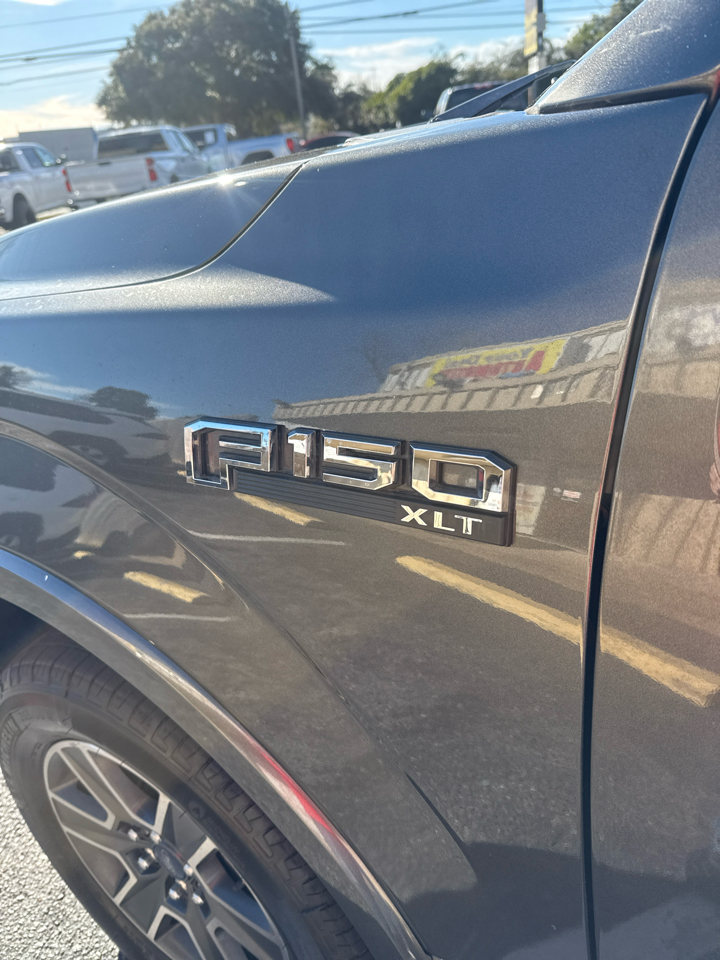 Ford F-150 2WD SuperCrew 157" Lariat 2016