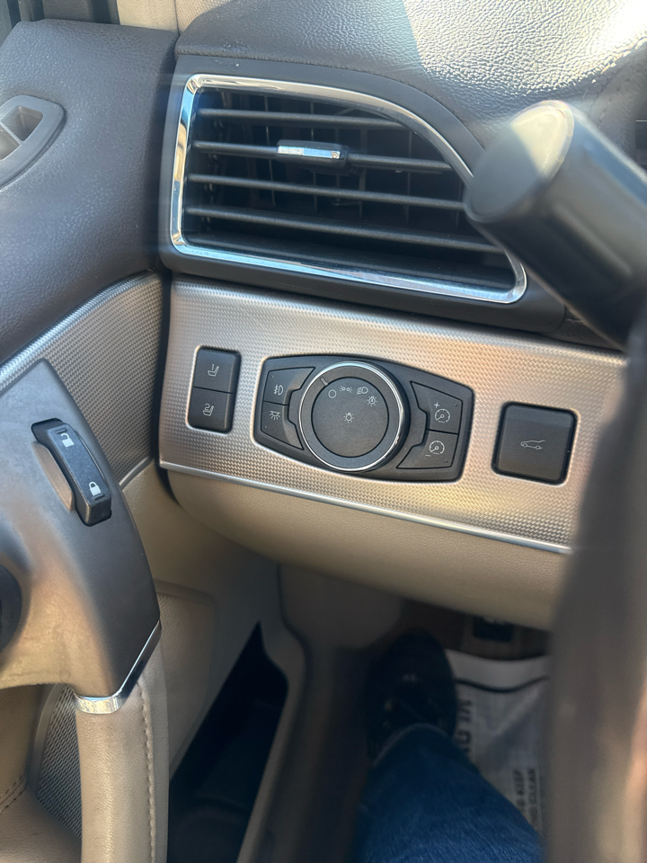 Lincoln MKX FWD 4dr 2013