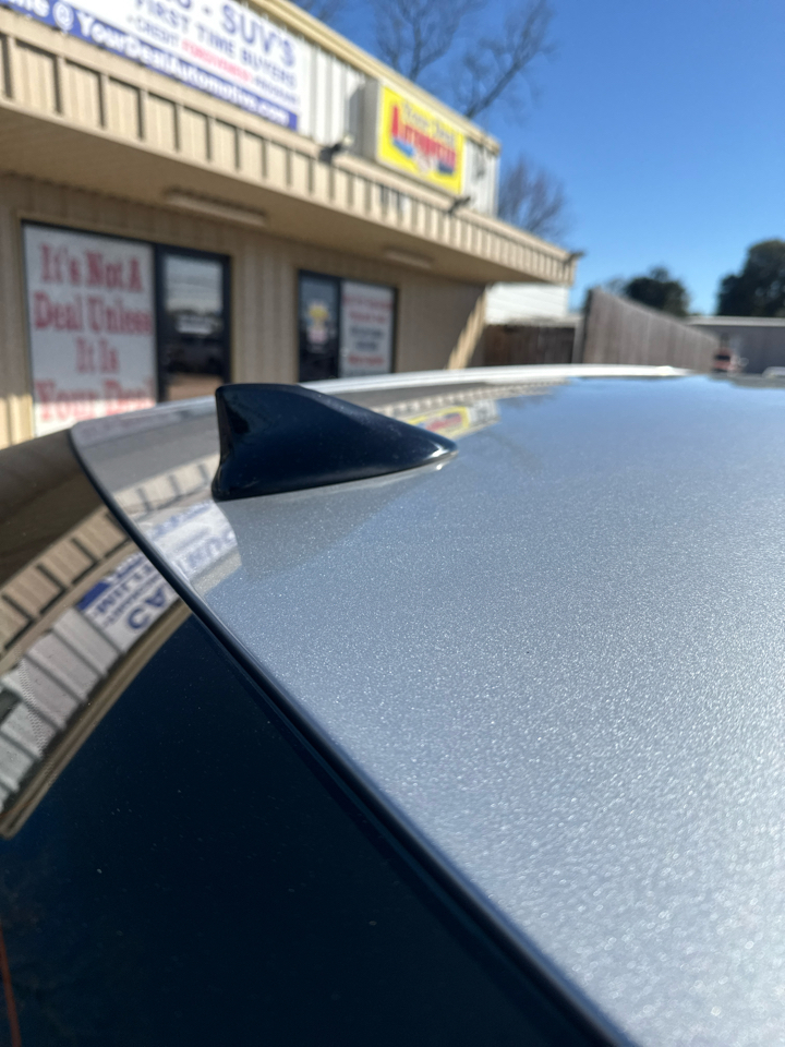 Toyota Camry SE Auto (Natl) 2021