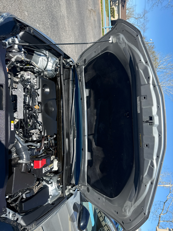 Toyota Camry SE Auto (Natl) 2021