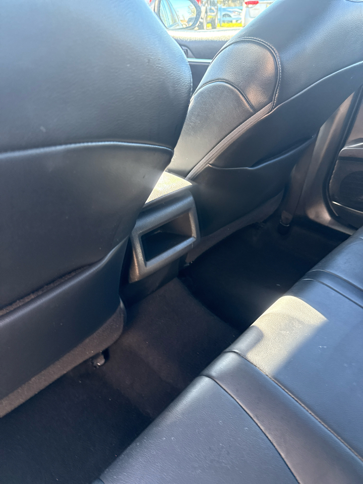 Toyota Camry SE Auto (Natl) 2021