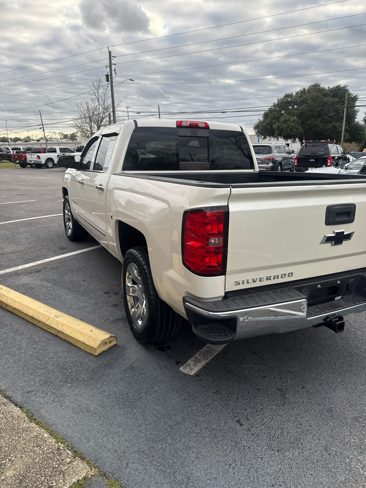 Chevrolet Silverado 1500 2WD Crew Cab 143.5" LTZ w/1LZ 2015