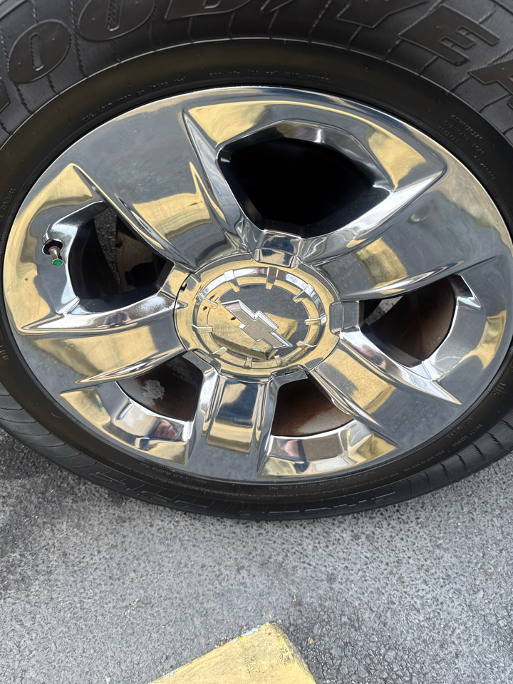 Chevrolet Silverado 1500 2WD Crew Cab 143.5" LTZ w/1LZ 2015