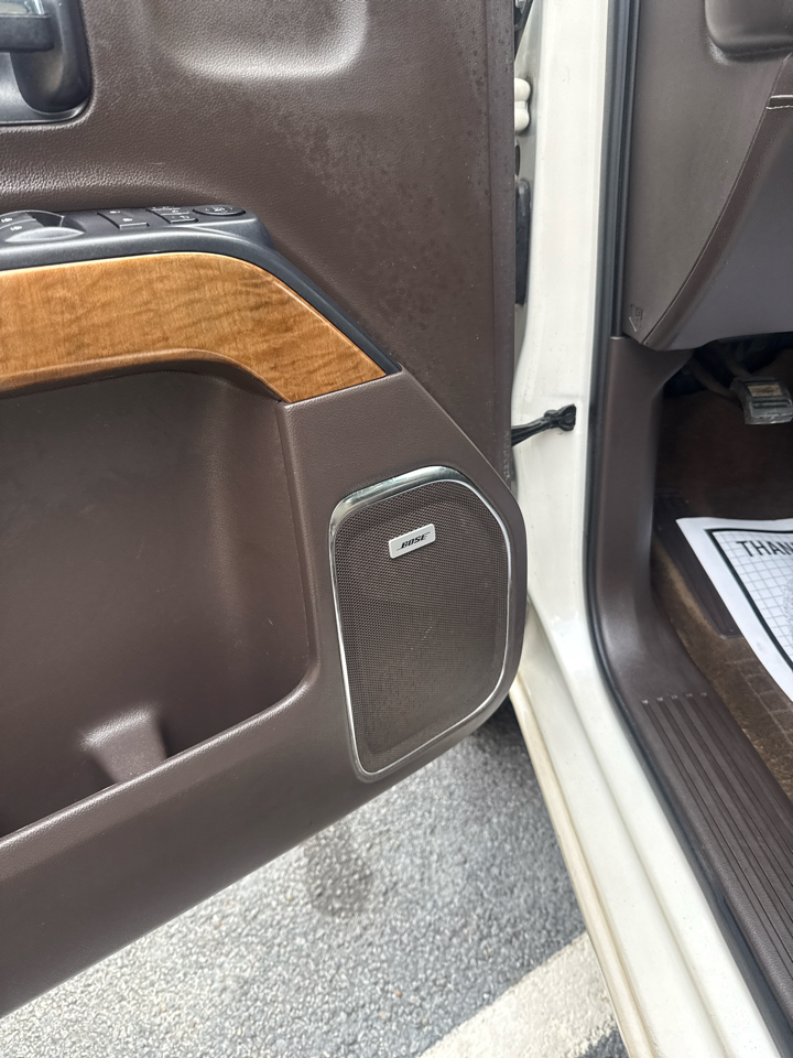 Chevrolet Silverado 1500 2WD Crew Cab 143.5" LTZ w/1LZ 2015