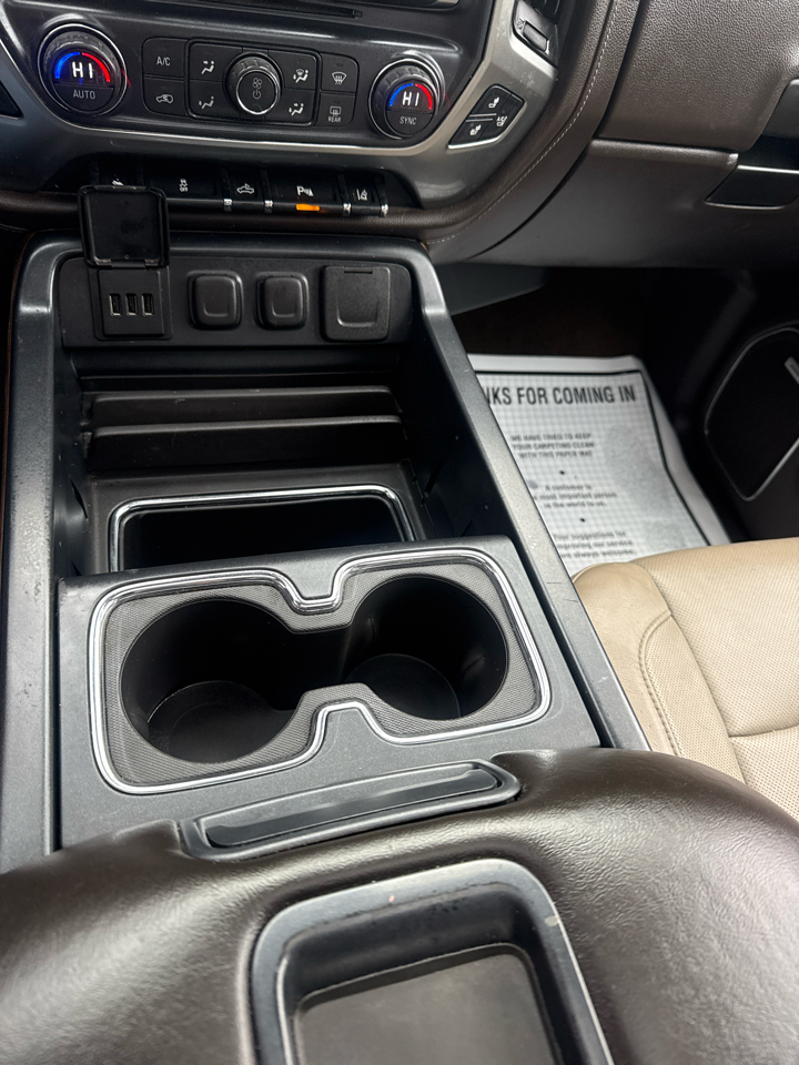 Chevrolet Silverado 1500 2WD Crew Cab 143.5" LTZ w/1LZ 2015