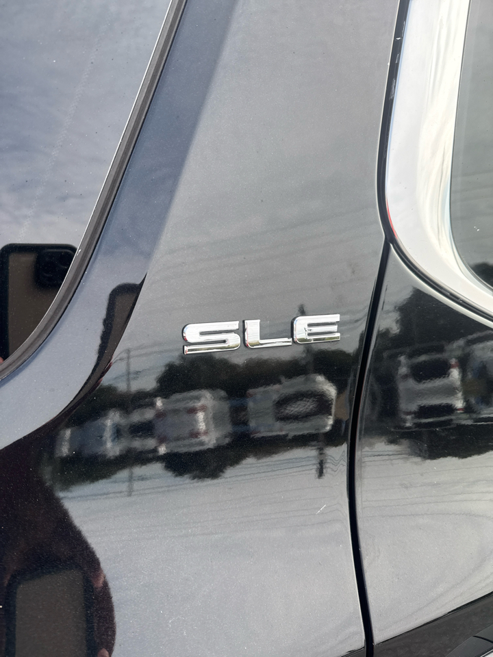 GMC Acadia FWD 4dr SLE w/SLE-1 2018