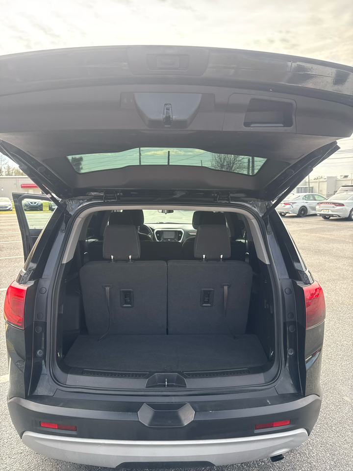 GMC Acadia FWD 4dr SLE w/SLE-1 2018