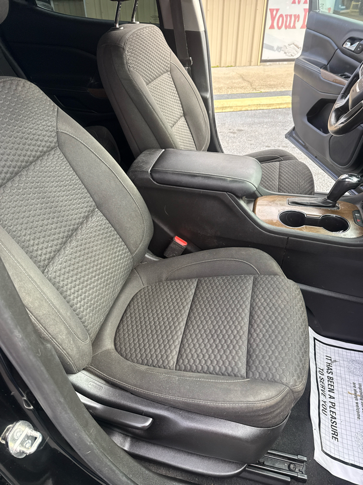 GMC Acadia FWD 4dr SLE w/SLE-1 2018