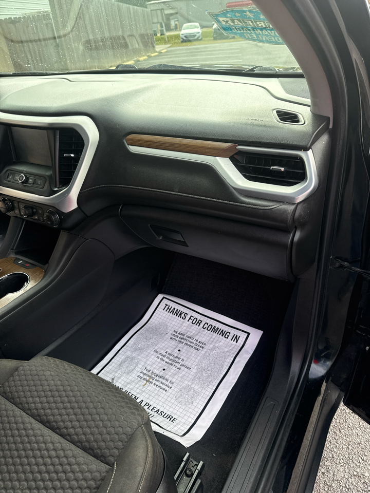 GMC Acadia FWD 4dr SLE w/SLE-1 2018