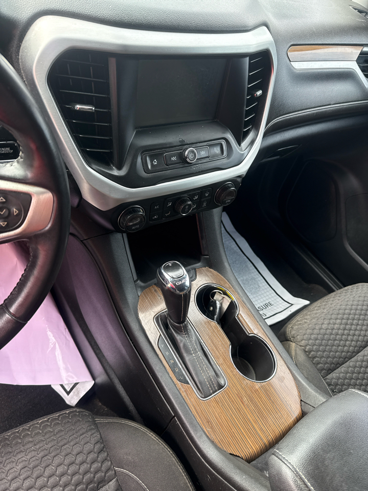 GMC Acadia FWD 4dr SLE w/SLE-1 2018