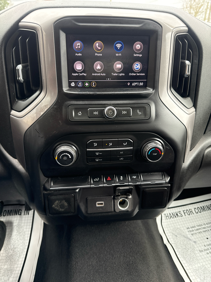 Chevrolet Silverado 1500 2WD Crew Cab 147" Custom 2020