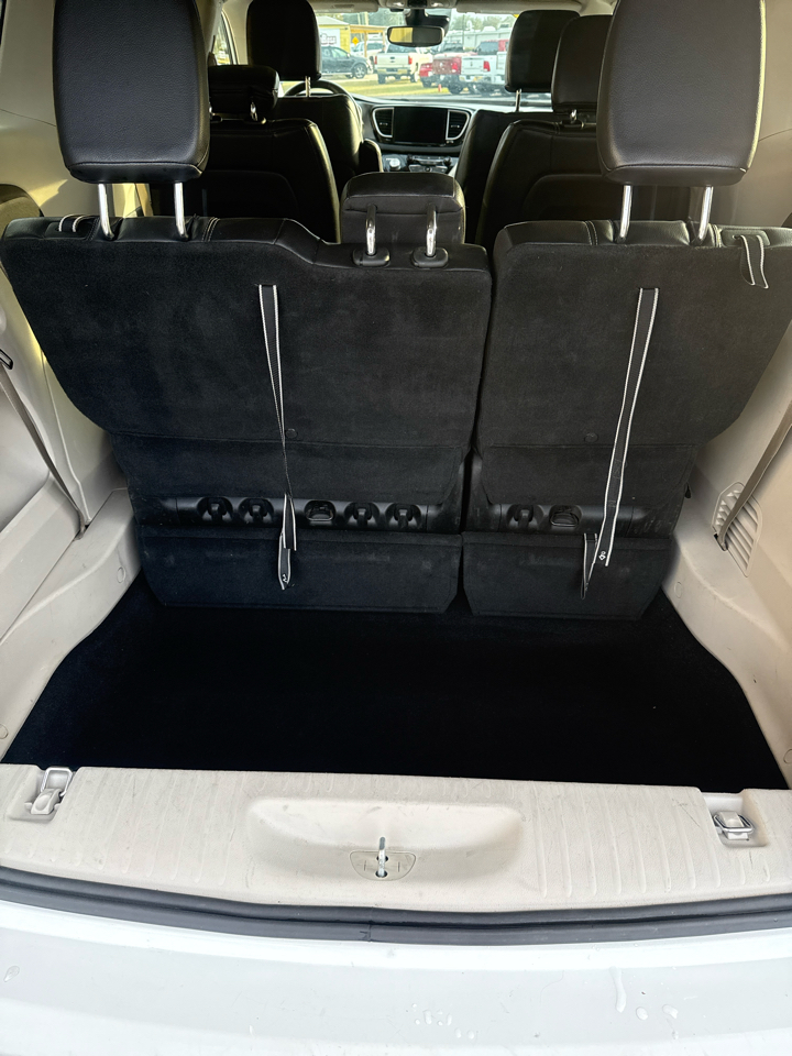 Chrysler Pacifica Touring L FWD 2022