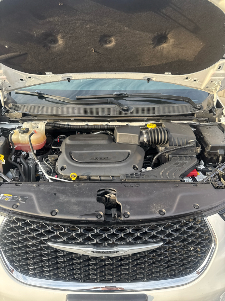 Chrysler Pacifica Touring L FWD 2022